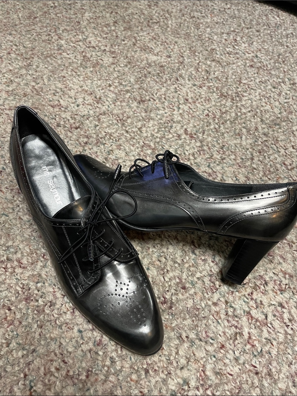 Vintage 90s Mr Seymour leather fancy patterned toe heeled shoes
